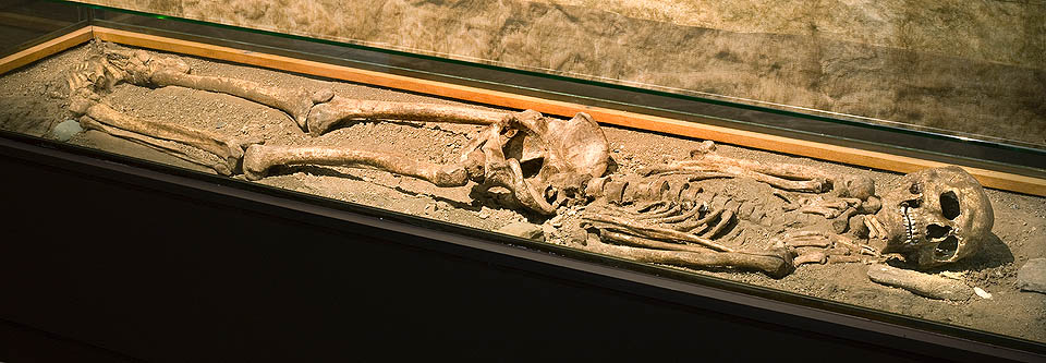 Esqueleto de Cromañón conservado en el museo de Antropología prehistórica del Principado de Mónaco © Giuseppe Mazza