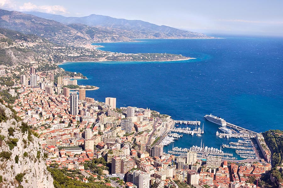 El Principado de Mónaco visto desde el oeste