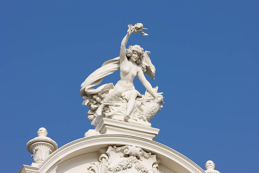 Belle Époque statue, Casino, Monaco Principality