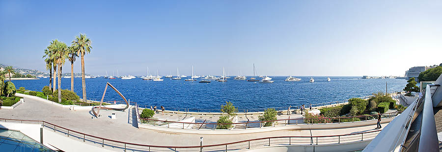 Montecarlo: la passeggiata a mare del Larvotto, Principato di Monaco